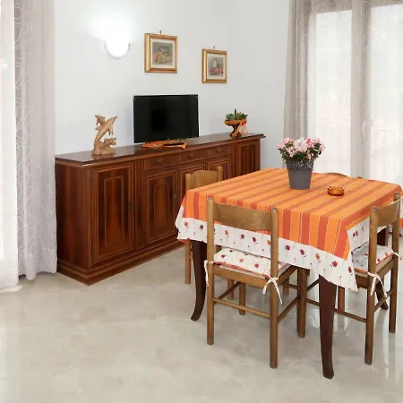 아파트 Casa Del Pozzo 230s