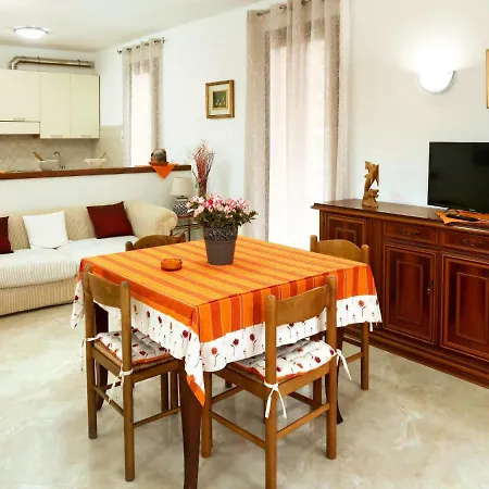 Casa Del Pozzo 230s דירה Rossi